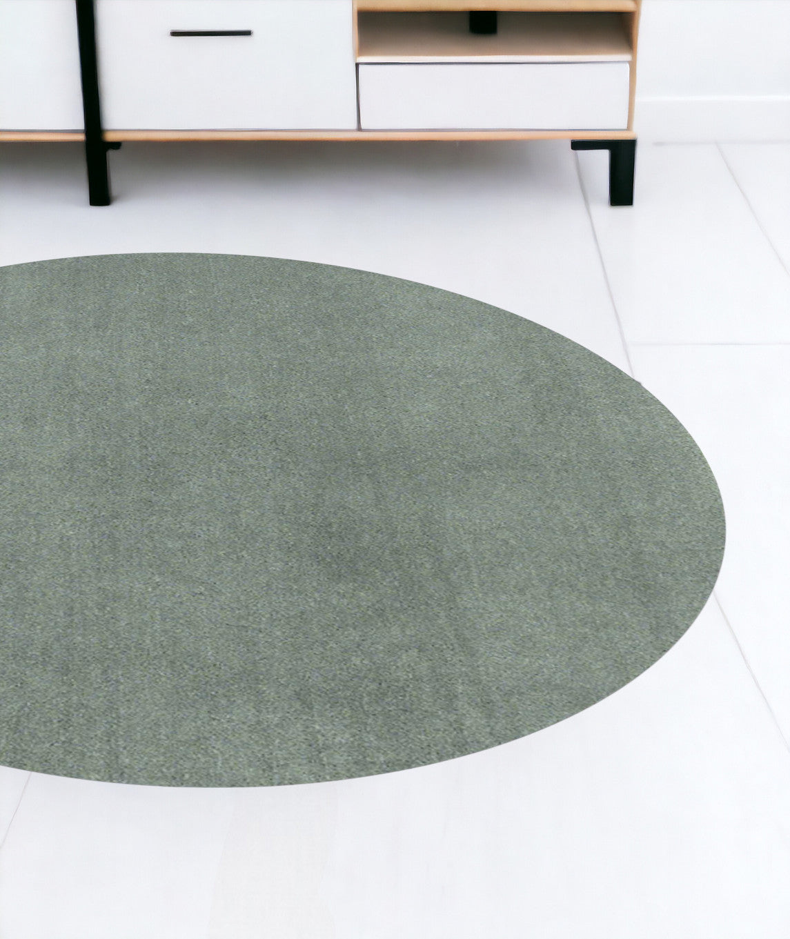 8' Round  Polyester Slate Area Rug