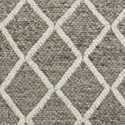 5' X 7' Dark Grey Hand Woven Diamond Pattern Indoor Area Rug